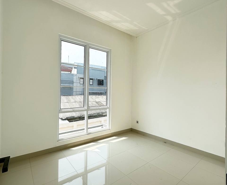 Rumah Dijual di Bambu Apus exclusive 1.12