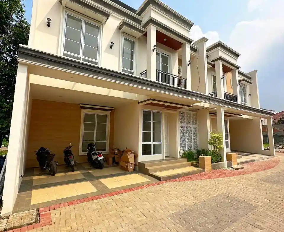 Rumah Dijual di Bambu Apus exclusive 1.13