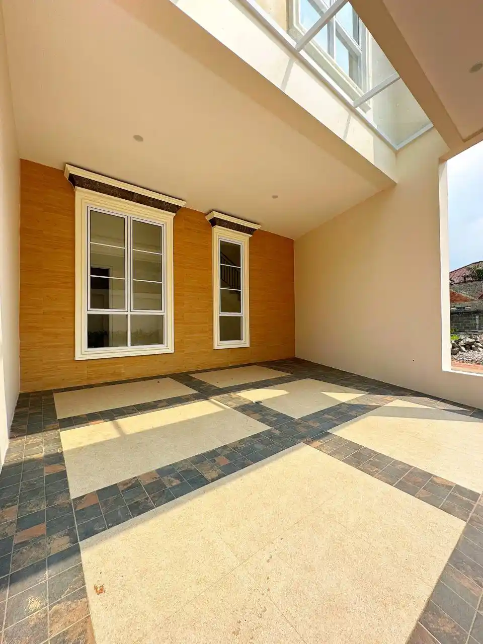 Rumah Dijual di Bambu Apus exclusive 1.15