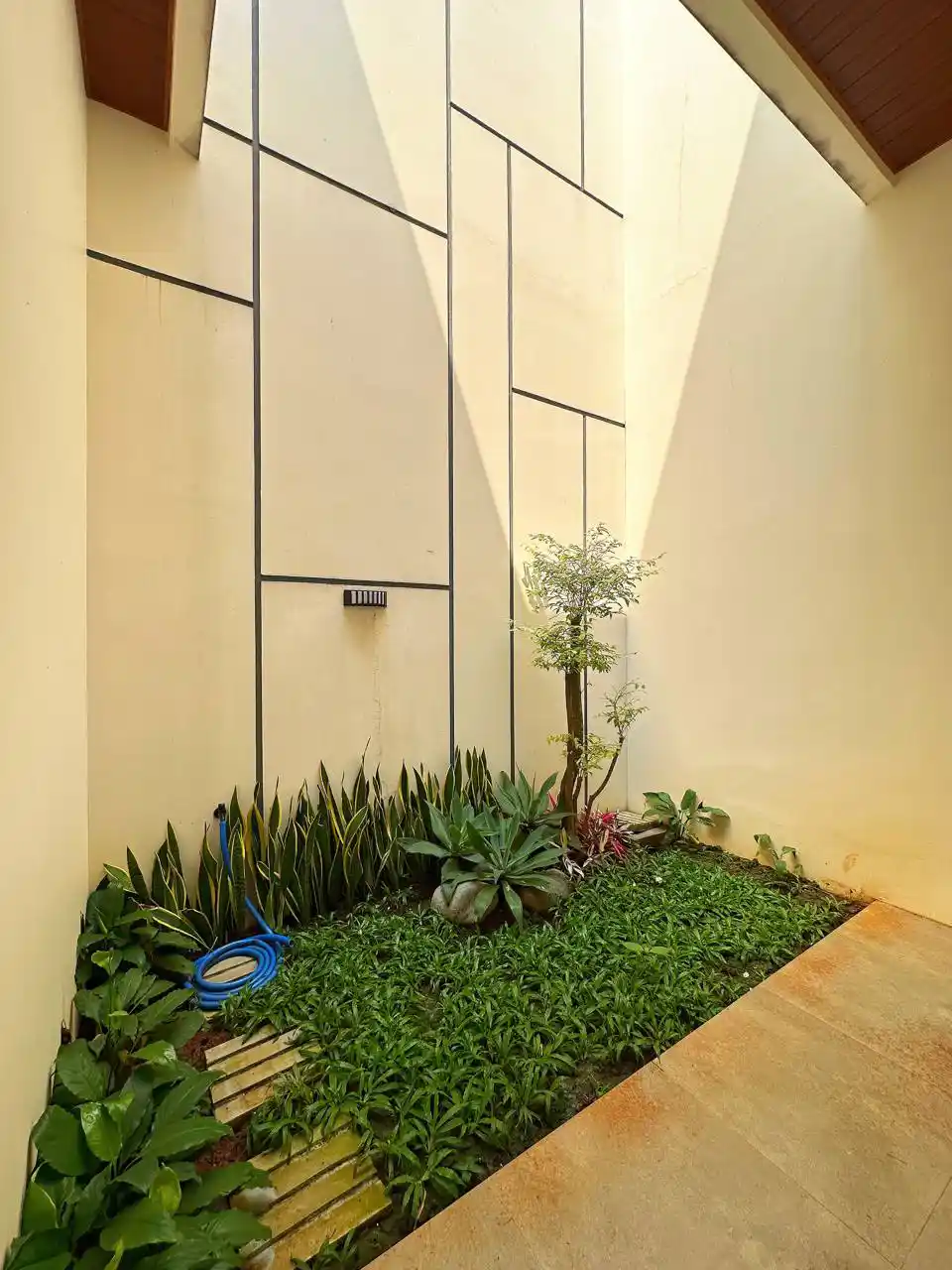Rumah Dijual di Bambu Apus exclusive 1.17