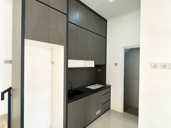 Rumah Dijual di Bambu Apus exclusive 1.3