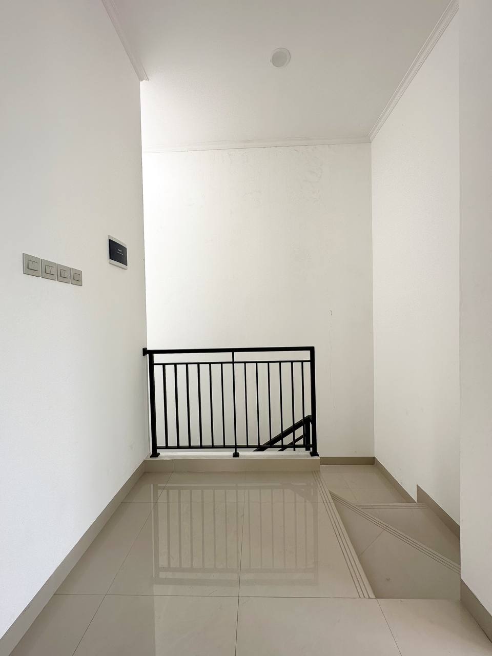 Rumah Dijual di Bambu Apus exclusive 1.9.