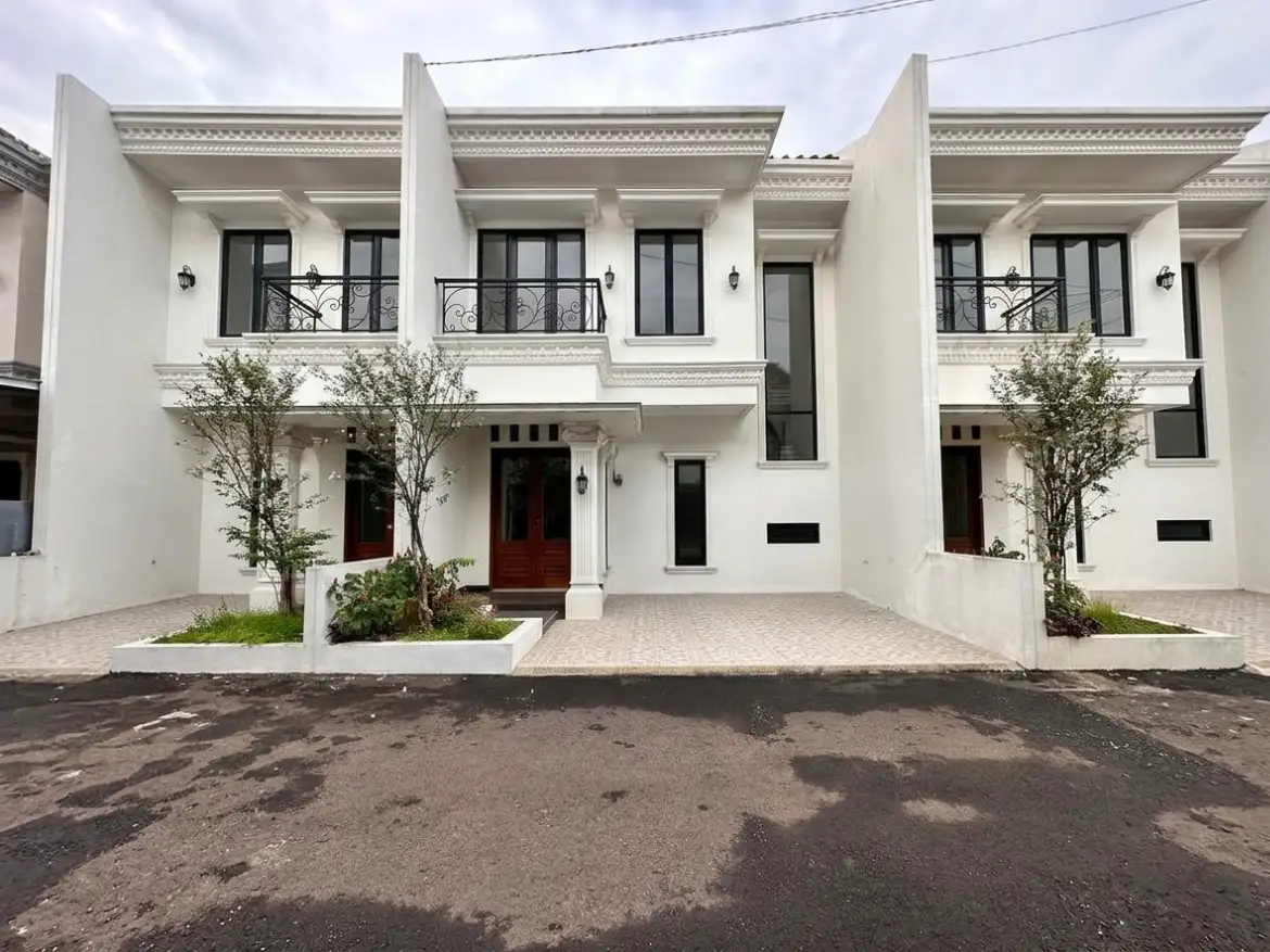 Dijual Rumah American Classic Pondok Gede Bekasi