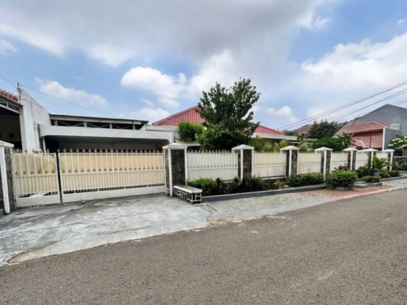 rumah hook dijual Jatiwaringin Jakarta Timur
